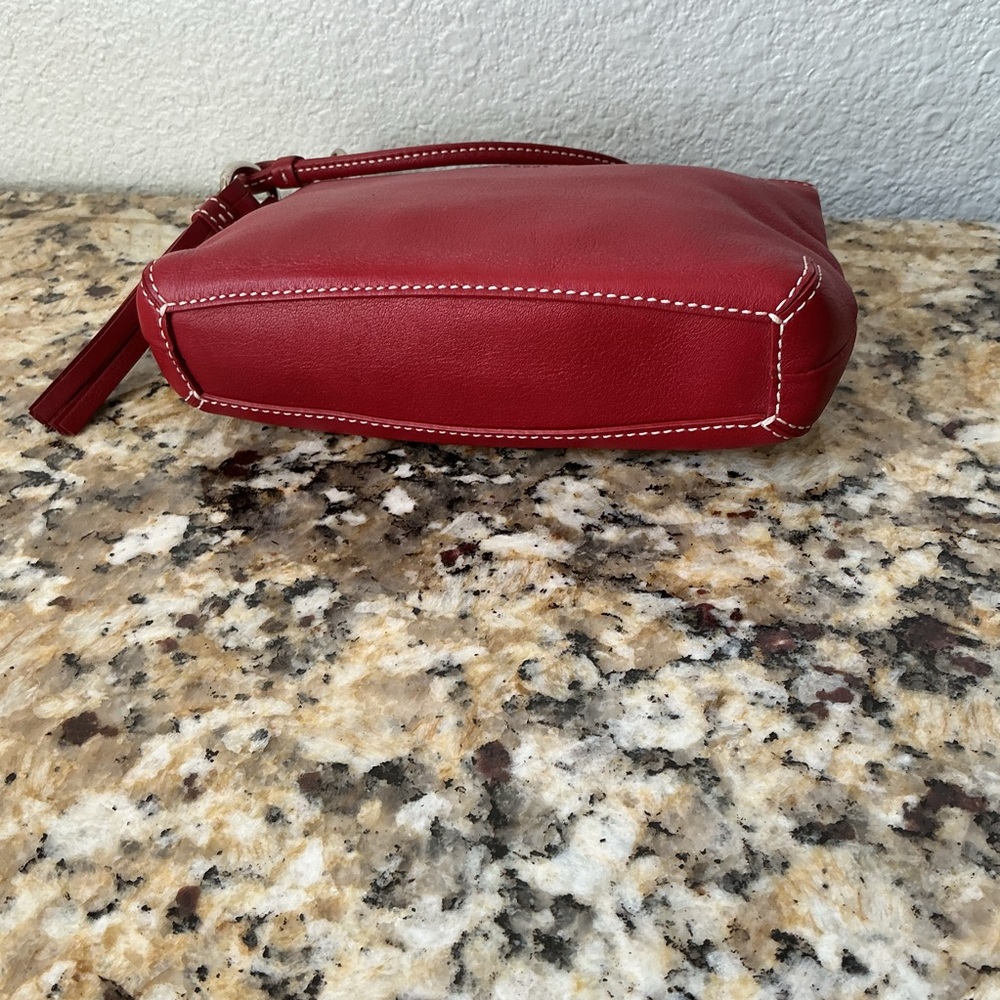 Coach Vintage Red Leather Wristlet Clutch - Picture 6 of 6